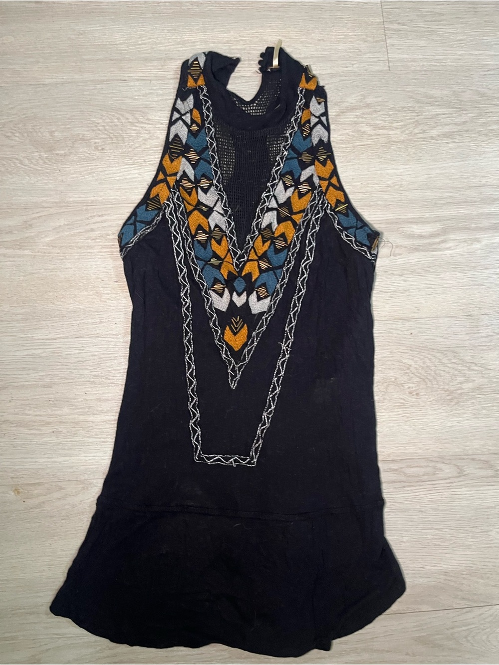 Free People Black Sleeveless Embroidered V-Neck Tank Top Small
